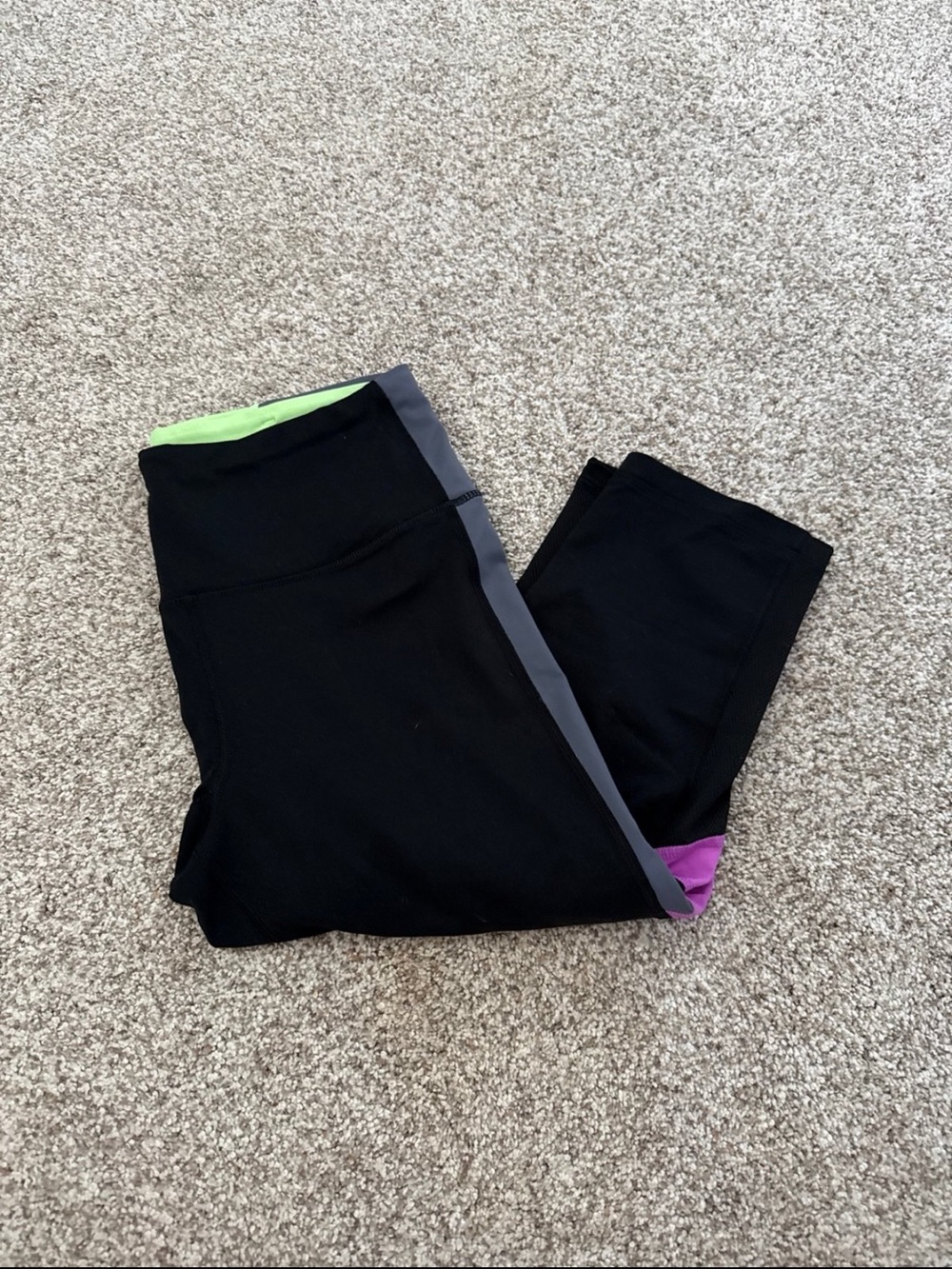 Victoria sport capris
